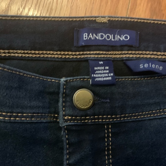 - Bandolino Selene Denim Capri Pant Mid Rise Cropped Jean size 14 - Picture 1 of 3